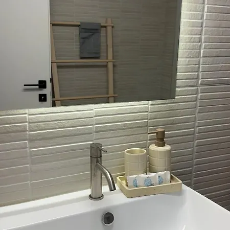 Apartman Marathό *